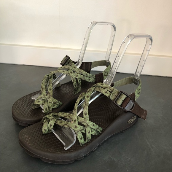 chaco waterproof sandals